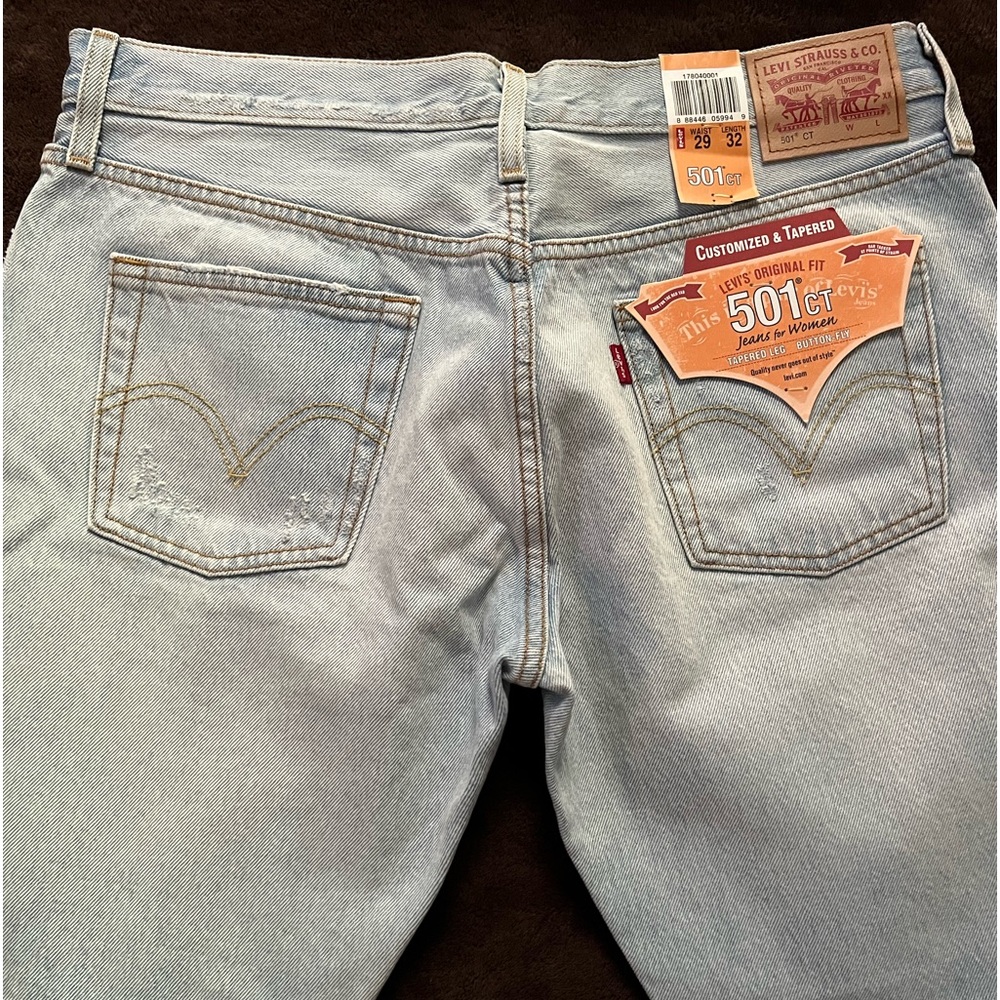 Light blue 501 Levi jeans for women size waist 29 length 32